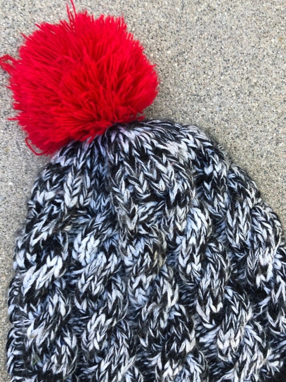 TARGET x MADE FOR PLAY Knit Beanie Men's One Size Pom Hat Cap - Picture 3 of 8